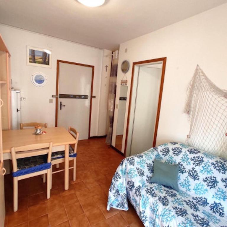 Flat 50m from the beach - Apartment - 6