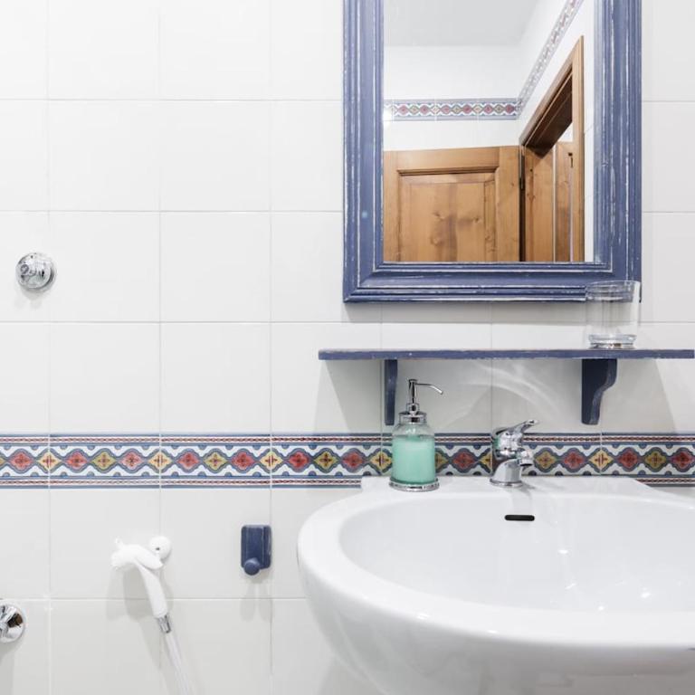 Historic tower-house with unique atmosphere - Appartamento con 2 Camere da Letto - 5