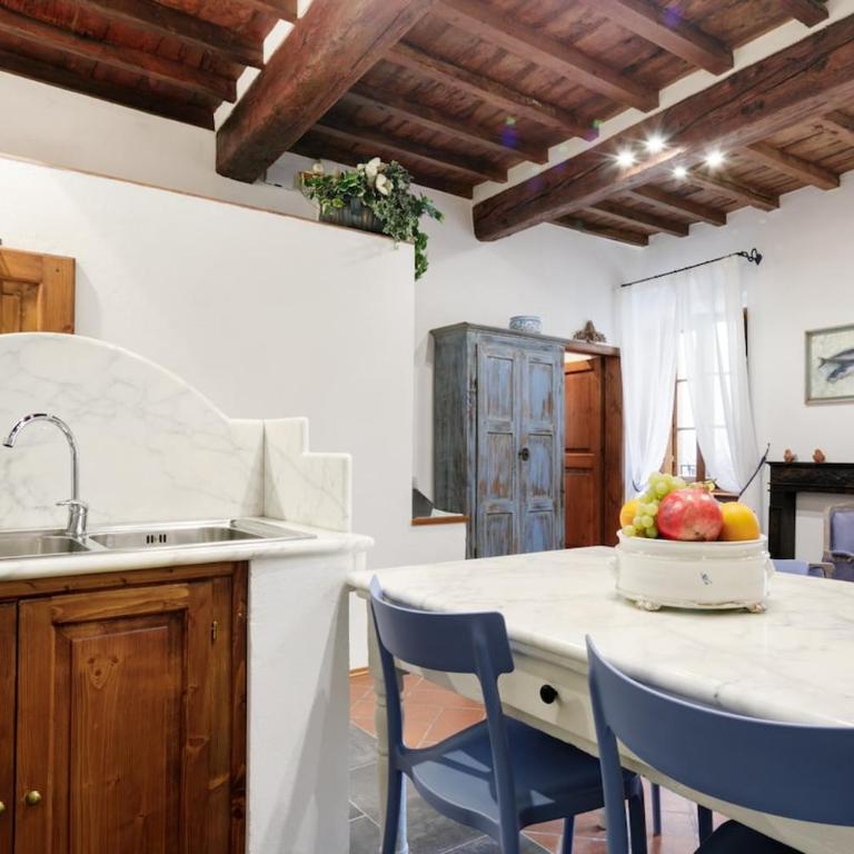Historic tower-house with unique atmosphere - Appartamento con 2 Camere da Letto - 12
