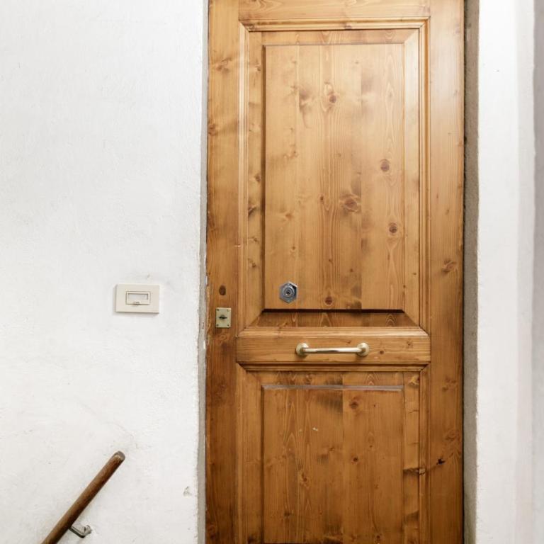 Historic tower-house with unique atmosphere - Appartamento con 2 Camere da Letto - 35