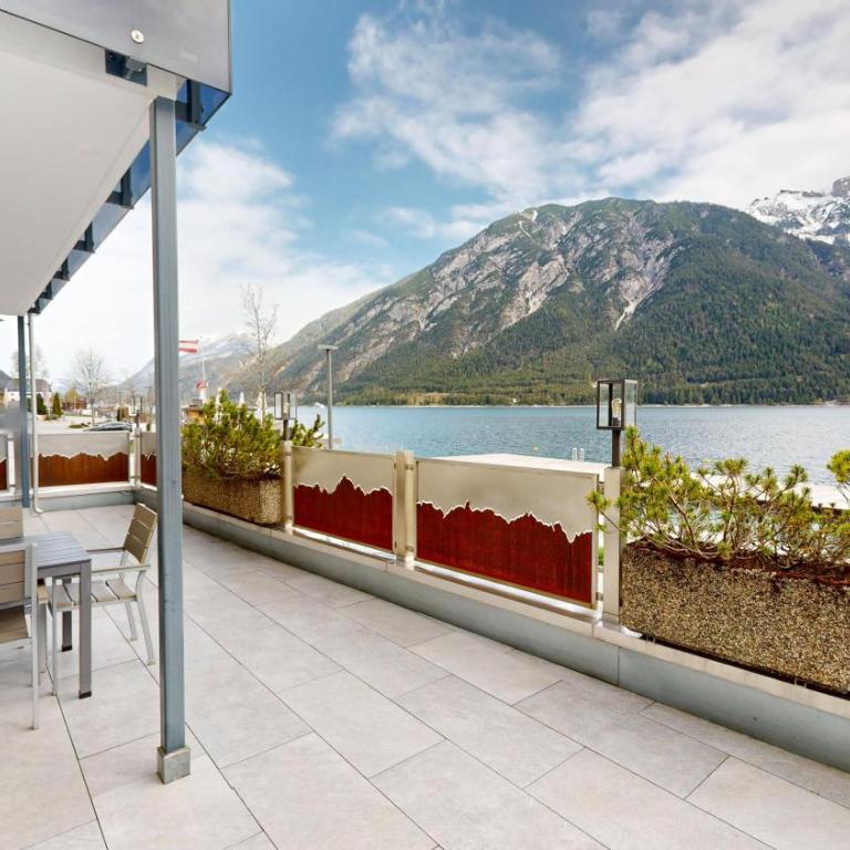 Appartements Am Achensee - Apartment mit großer Terrasse und direktem Seeblick im Erdgeschoss - 11