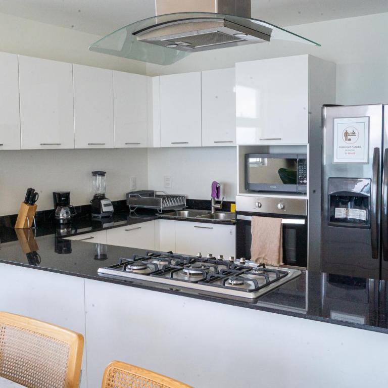 Departamento exclusivo en Mazatlan con alberca y vistas a la playa - Three-Bedroom Apartment - Oceanfront - 6