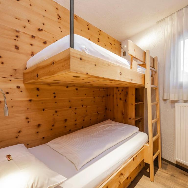 Alpenwellnesshotel St. Veit - Familienzimmer (2 Erwachsene + 2 Kinder) - 4
