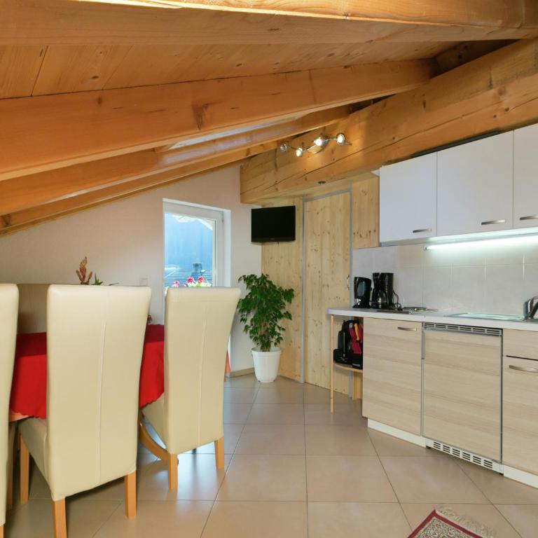 Apartment in Aschau near Ski Hochzillertal - Apartment mit 3 Schlafzimmern - 8