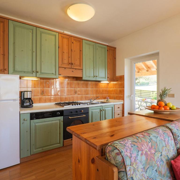 Bellavista I Garten Ferienwohnung mit Pool - Appartamento con Vista Lago - 8