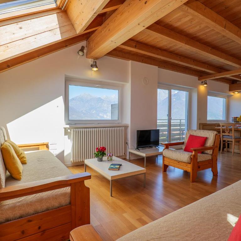 Bellavista II Panorama Ferienwohnung mit Pool OG DG - Appartamento con Vista Lago - 8
