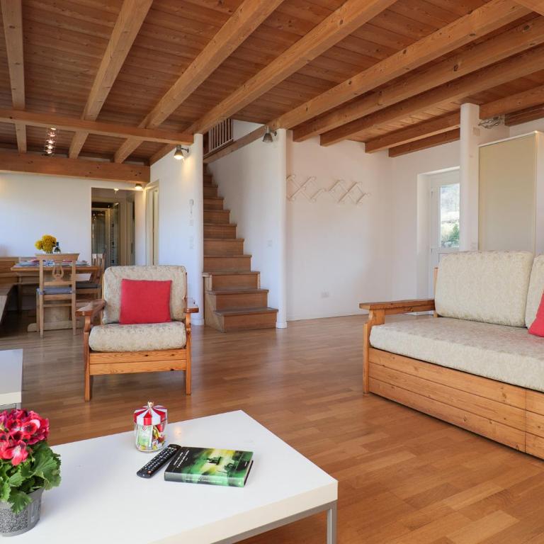 Bellavista II Panorama Ferienwohnung mit Pool OG DG - Appartamento con Vista Lago - 9
