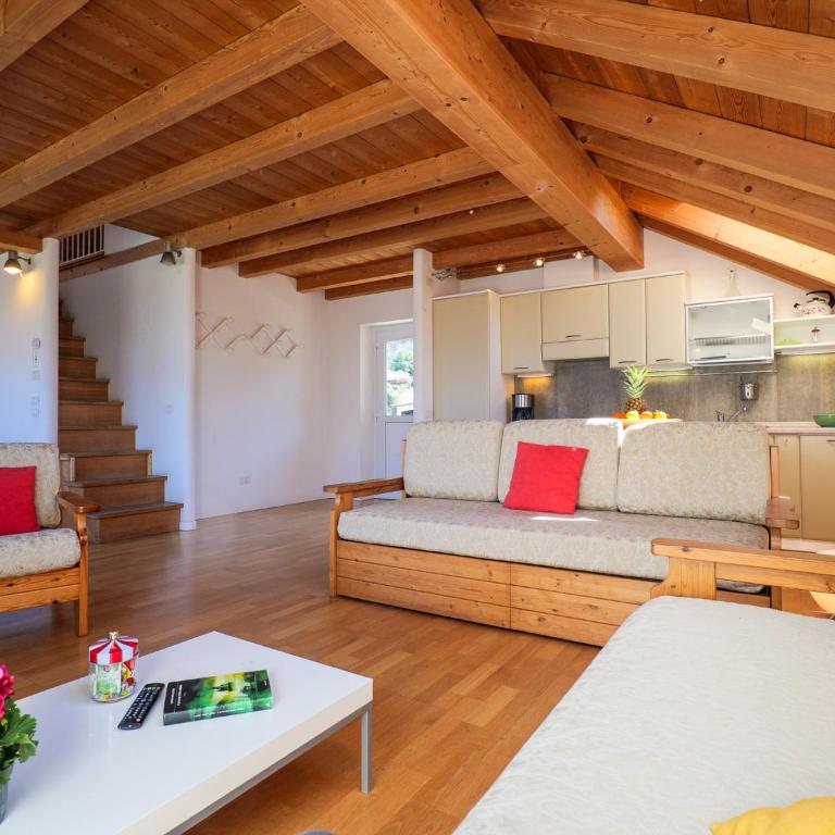 Bellavista II Panorama Ferienwohnung mit Pool OG DG - Appartamento con Vista Lago - 6