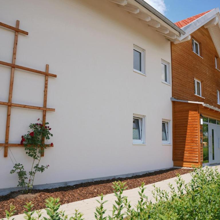 Kempten mit Bauernhof-Flair - Apartment mit 2 Schlafzimmern - 13