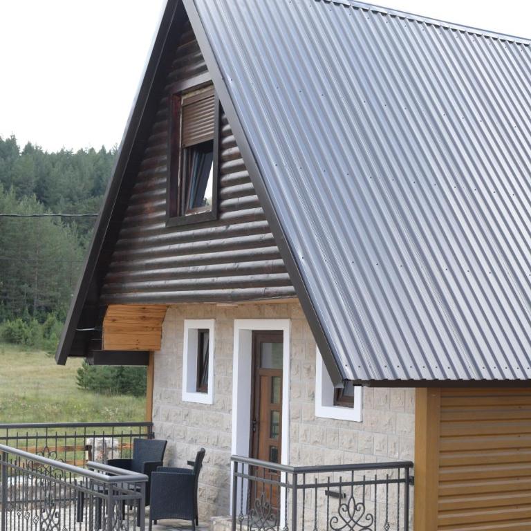 Montenegro HILLS - Two-Bedroom House - 10