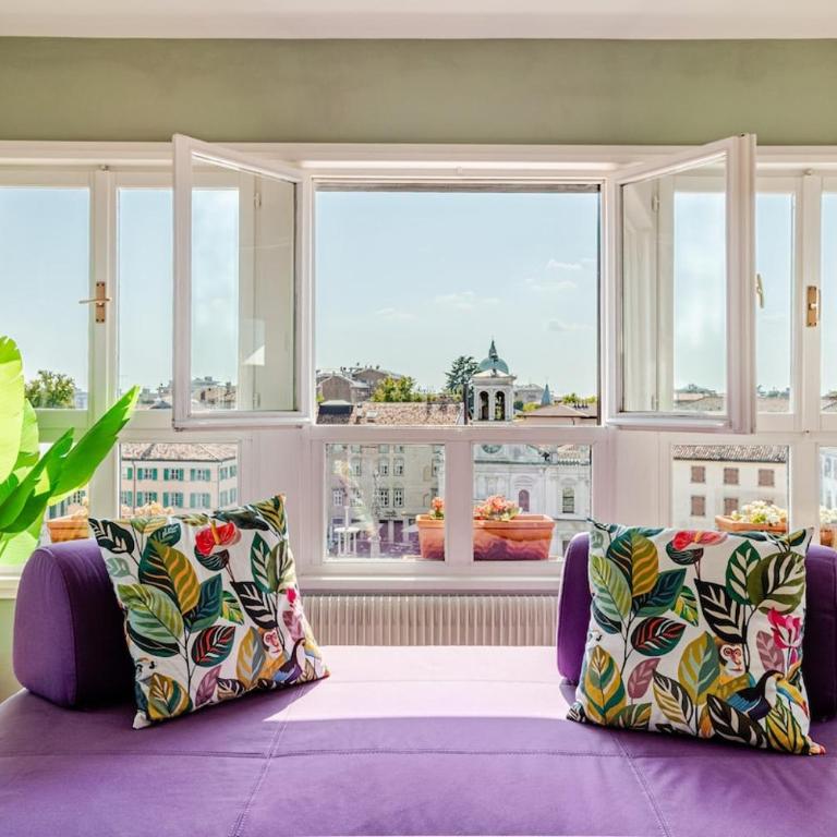 Piazza San Giacomo - Attico su due livelli - Appartamento con 2 Camere da Letto e Vista Città - 2