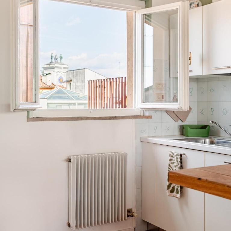 Piazza San Giacomo - Attico su due livelli - Appartamento con 2 Camere da Letto e Vista Città - 10