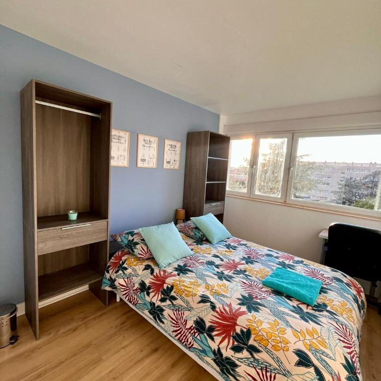 Chambre privée dans un appartement partagé - Chambre Double avec Salle de Bains Commune - 1