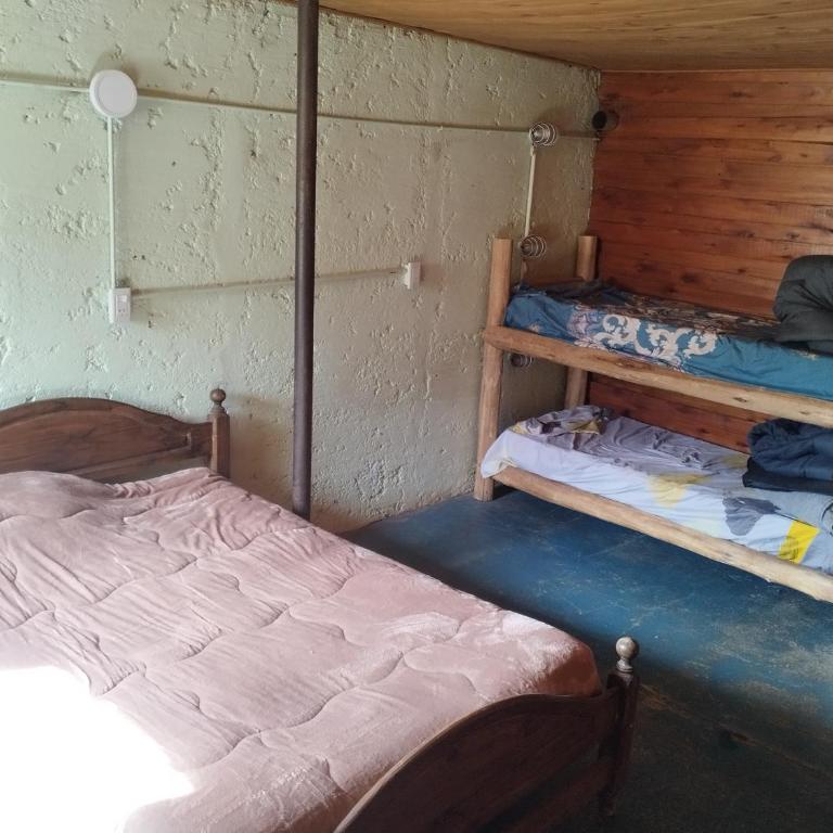 Refugio Los Molles hostal - Habitación Estándar - 1 cama grande - 1