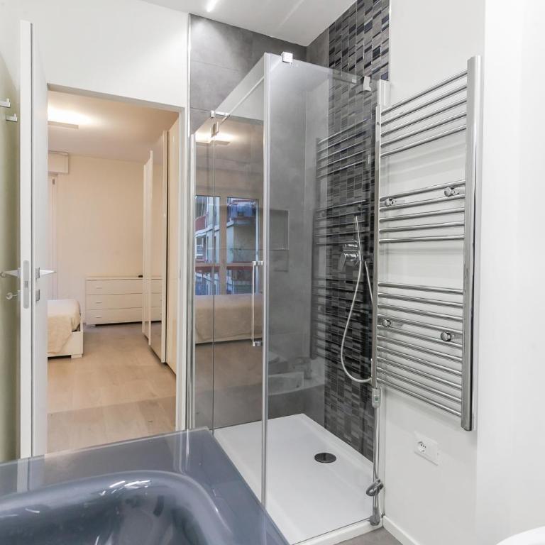 Just Urban Stays - 2BR 2 Bathrooms apt with Balconies -City Life & M5 - Appartamento con 2 Camere da Letto - 16