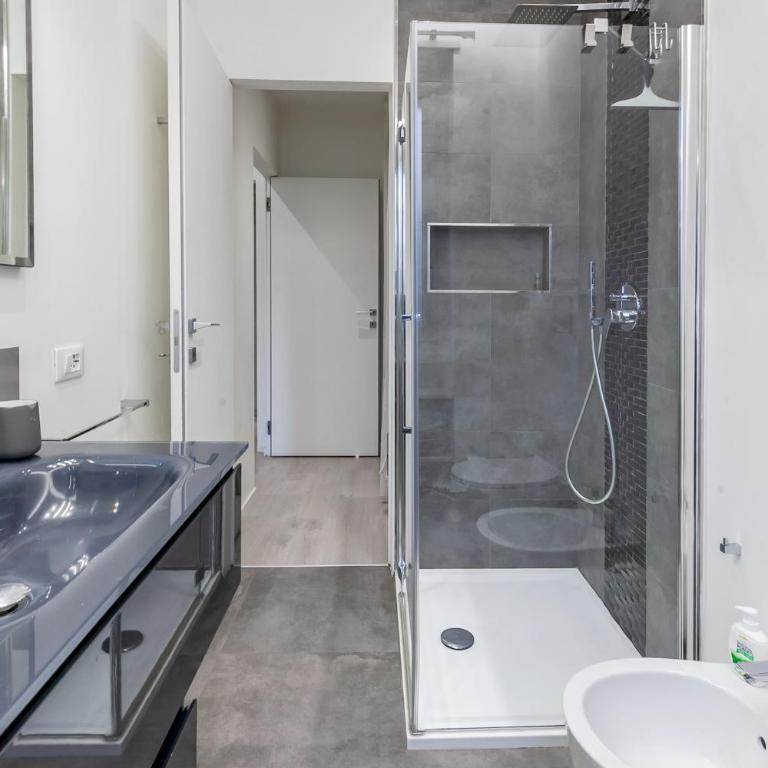 Just Urban Stays - 2BR 2 Bathrooms apt with Balconies -City Life & M5 - Appartamento con 2 Camere da Letto - 23
