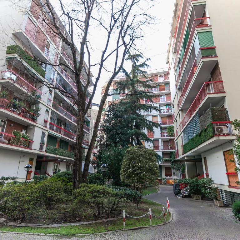 Just Urban Stays - 2BR 2 Bathrooms apt with Balconies -City Life & M5 - Appartamento con 2 Camere da Letto - 25