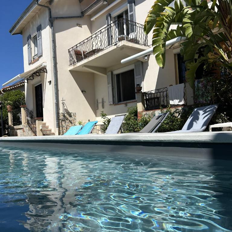 Grand Appt 6P climatisé dans villa avec piscine - 8 kms de Cannes - Appartement 2 Chambres - 59