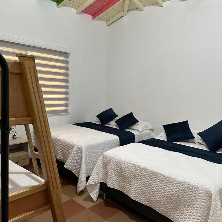 Refugio del Atardecer - Three-Bedroom Vacation Home - 4