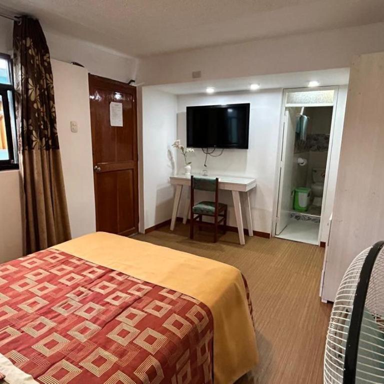 Hotel Vértiz - Habitación Doble con baño privado - 1