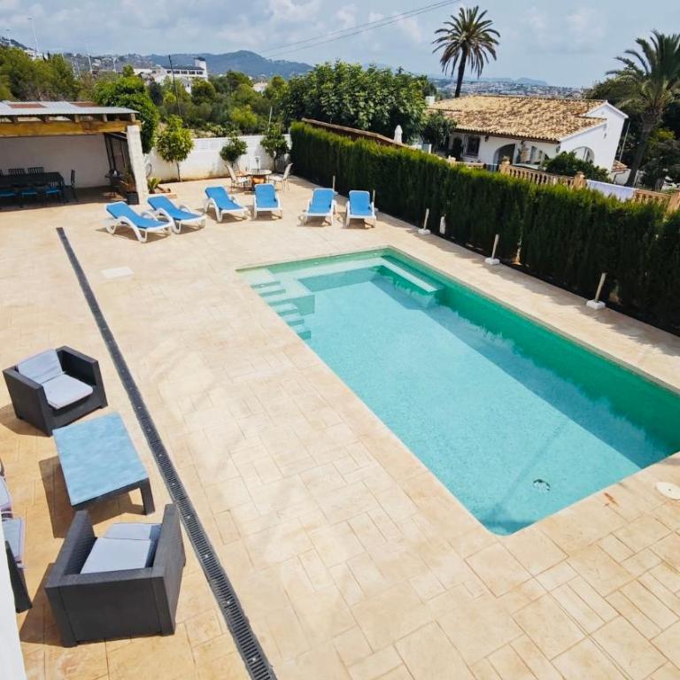 Calpe chalet privado 7 min de la playa piscina wifi parking aire barbacoa grupos - Casa de 4 dormitorios - 50