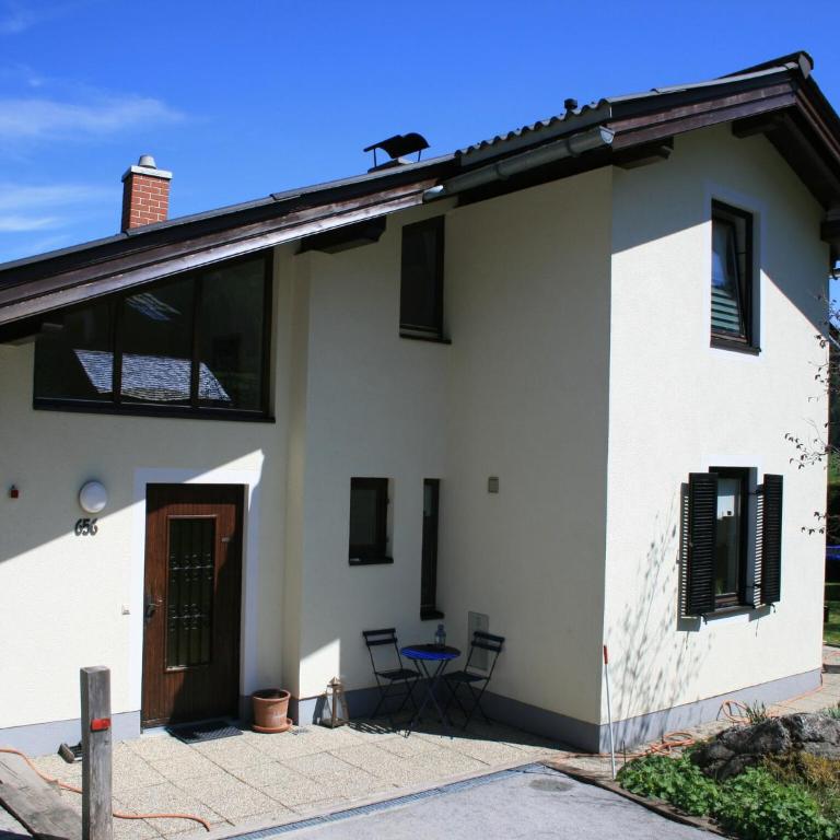 Holiday Home in Groebming near Ski Slopes - Maison de Vacances 3 Chambres - 7