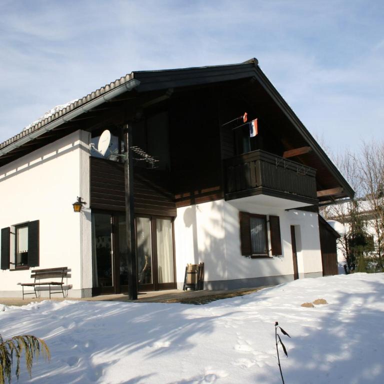 Holiday Home in Groebming near Ski Slopes - Maison de Vacances 3 Chambres - 34