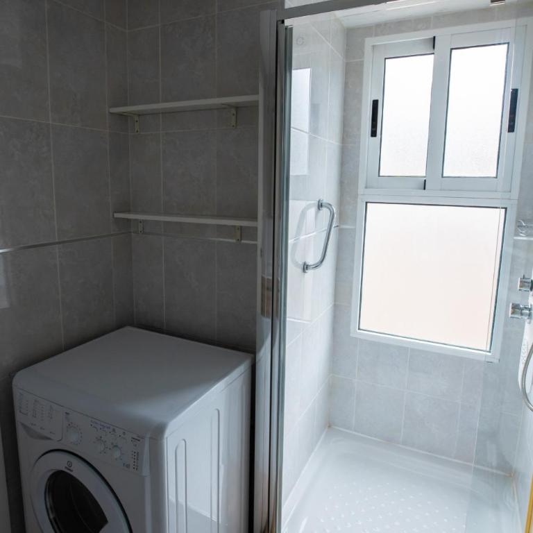 Sunflower - One-Bedroom Apartment - 25