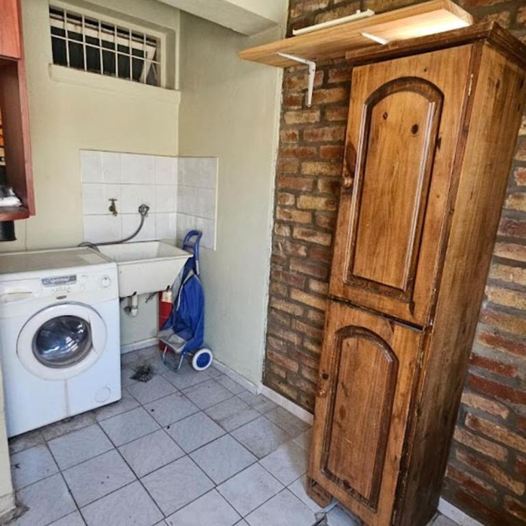Casa en Barrio Ceramista 1 - Rawson - One-Bedroom House - 2