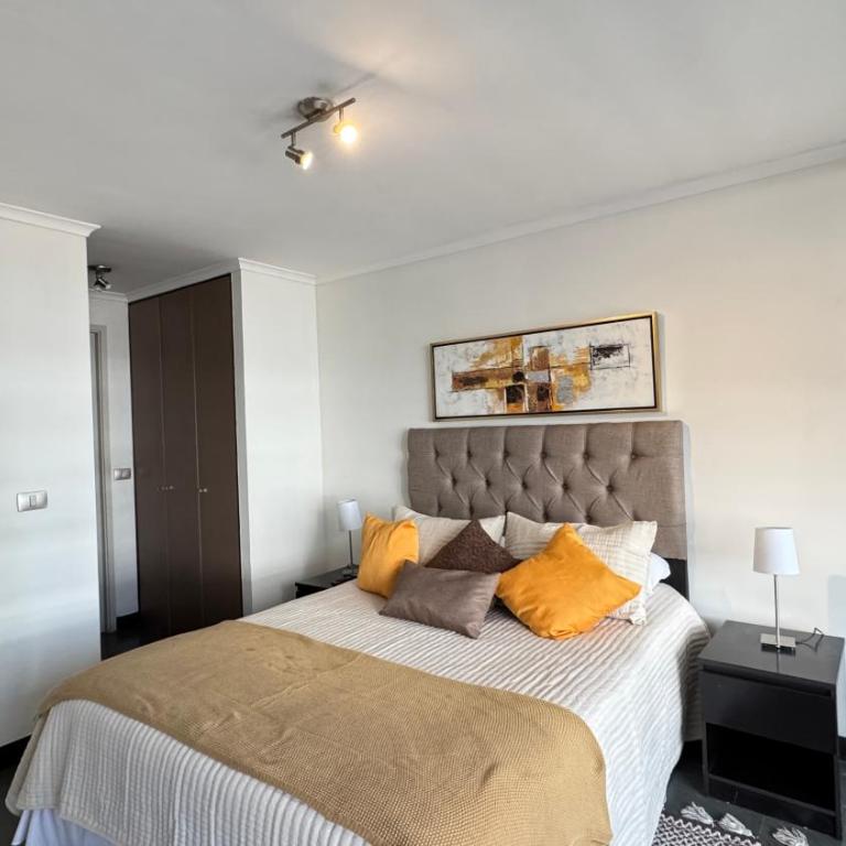 Mall Parq Arauco Tranquilo y Familiar Las Condes - One-Bedroom Apartment - 1