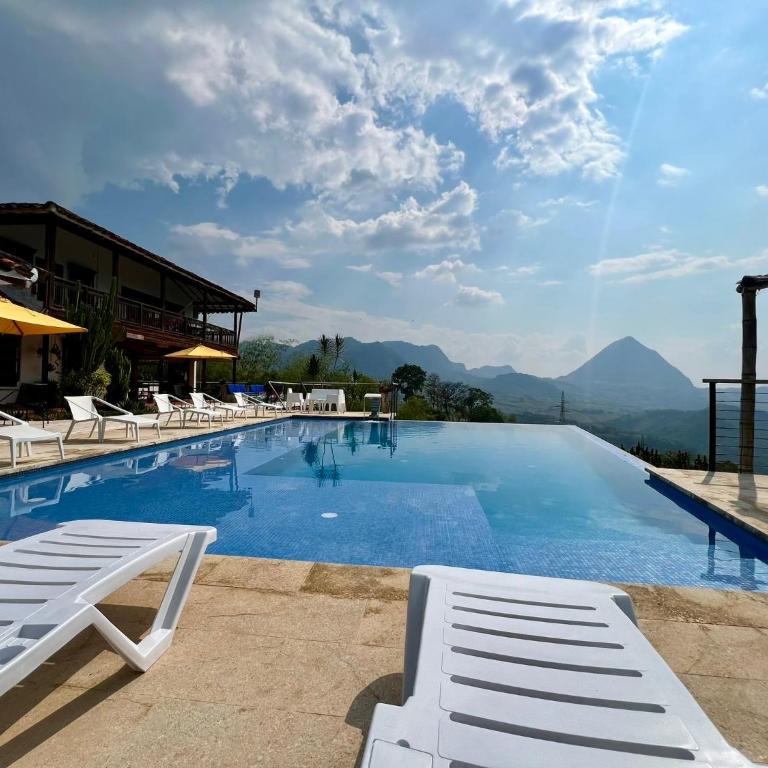 Outstanding FarmHouse jacuzzi & pool near Medellin - Villa - 31