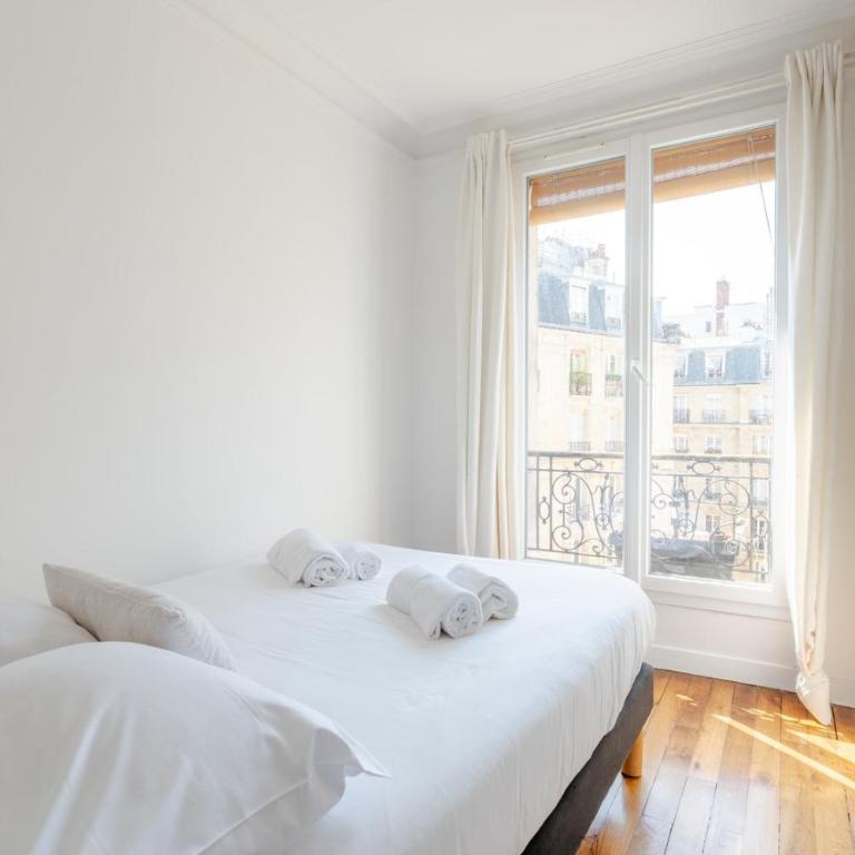 Apartment steps from Montmartre - Appartement - 5