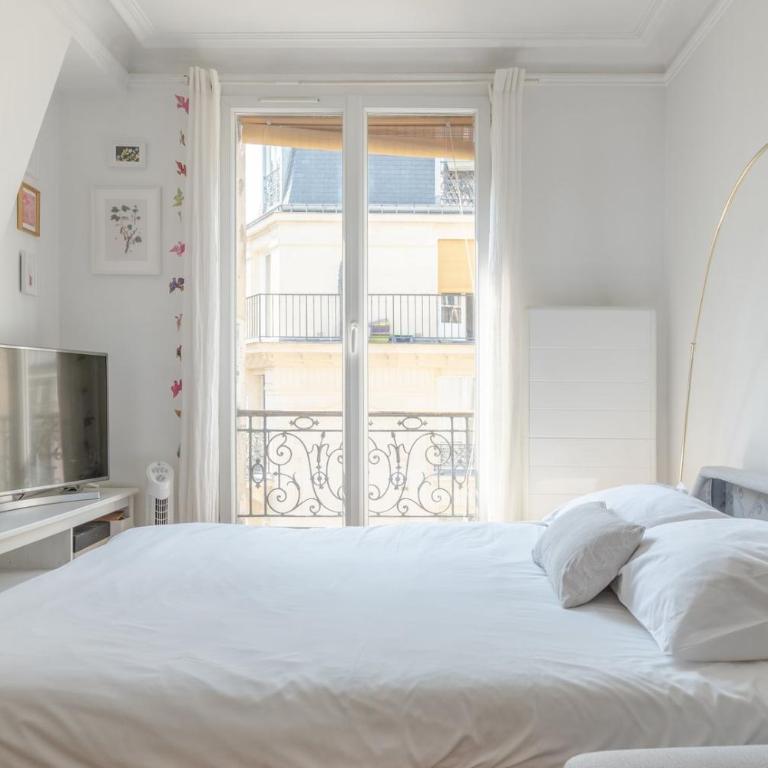 Apartment steps from Montmartre - Appartement - 9