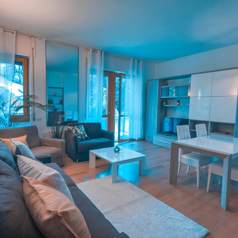 Como Lake - Balcony, Private Parking, 2 Bathrooms - Appartamento con 2 Camere da Letto - 2