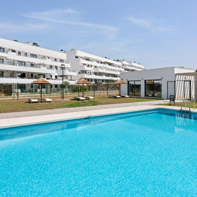 Casa Calma sfeervol appartement in Estepona - Apartamento de 2 dormitorios con vistas a la piscina - 2