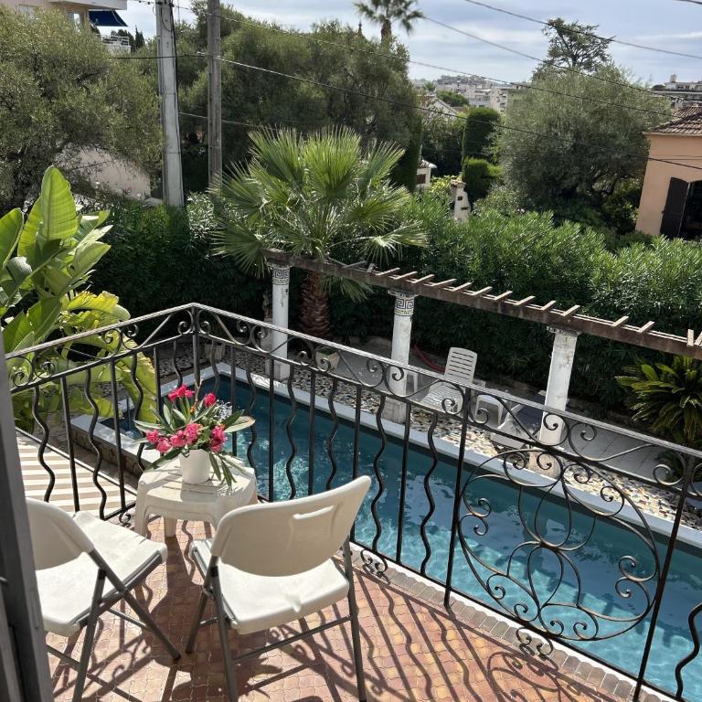 Grand Appt 6P climatisé dans villa avec piscine - 8 kms de Cannes - Appartement 2 Chambres - 68