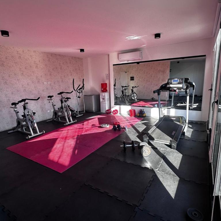 Lovely apartment with a pool - Two-Bedroom Apartment - 43