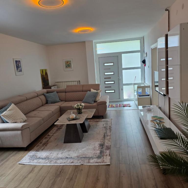 Apartman Omerovic - Panon Centar Tuzla - One-Bedroom Apartment - 3
