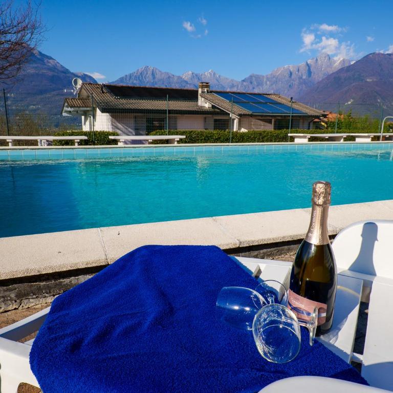 Sole 1 Terrassen Ferienwohnung mit Pool OG - Appartamento con Vista Lago - 21