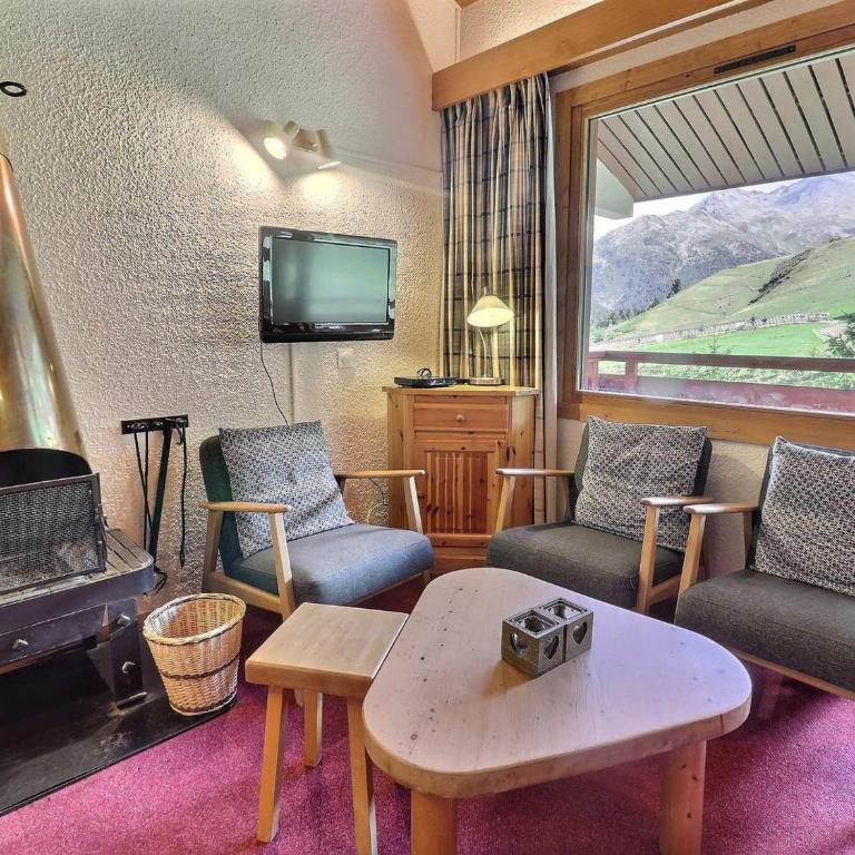 Joli 3 Pièces Mezzanine avec Cheminée - Internet Gratuit - 7/8 Pers. - FR-1-182-61 - Appartement (7 Adultes) - 1