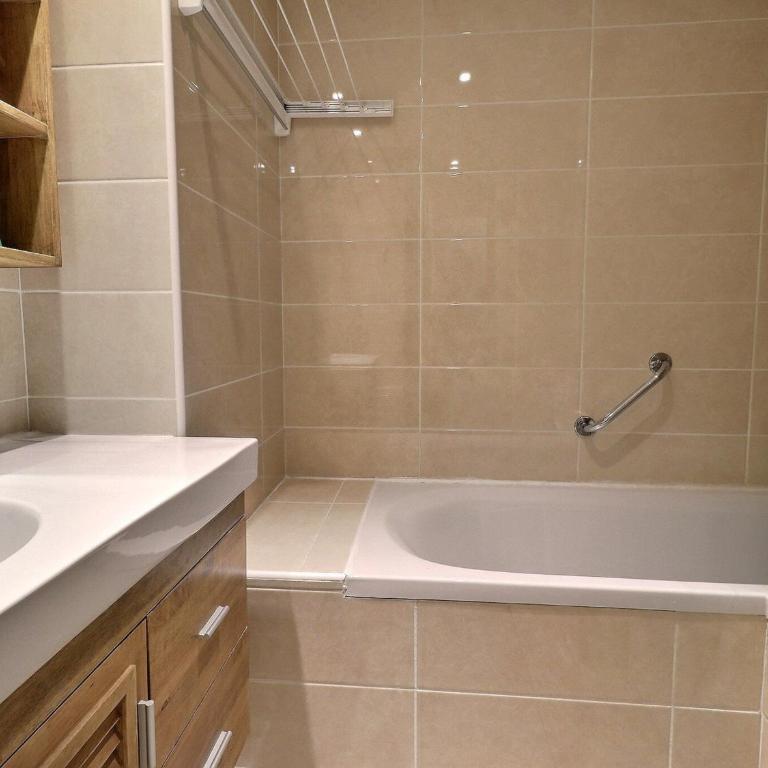 Joli 3 Pièces Mezzanine avec Cheminée - Internet Gratuit - 7/8 Pers. - FR-1-182-61 - Appartement (7 Adultes) - 18