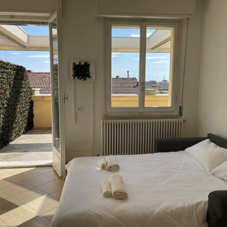 Historic Center Penthouse 6 minutes from the Station - Appartamento con 2 Camere da Letto - 19