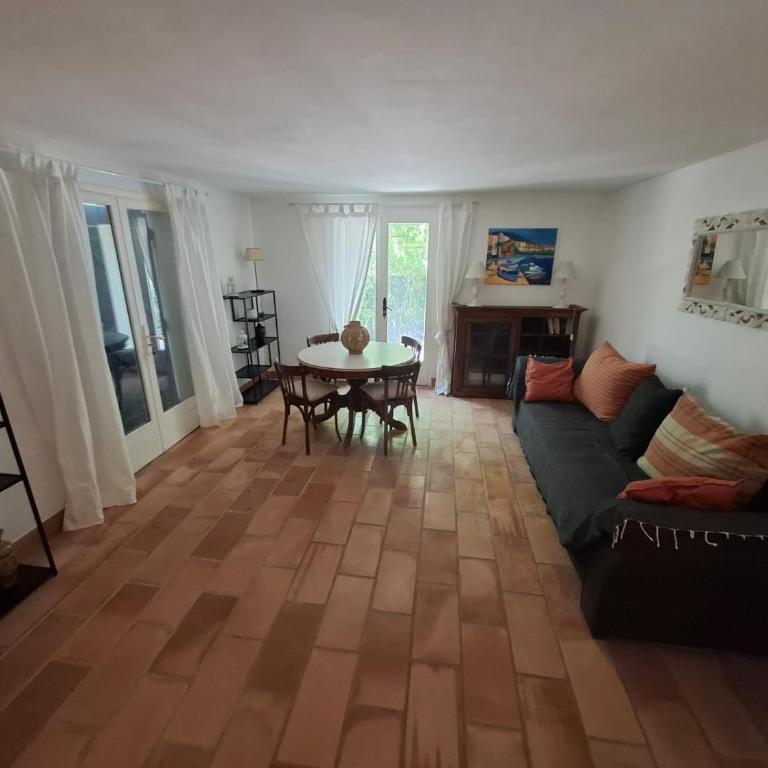 Bastide la Bohême - Two-Bedroom Apartment - 7