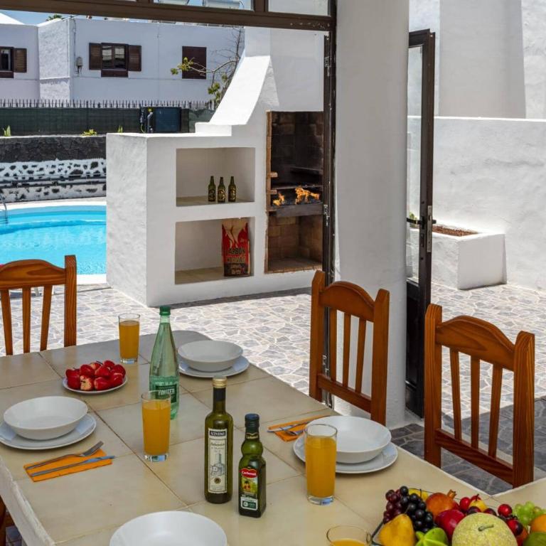 Villa Anjharad by Villa Plus - Villa - 19