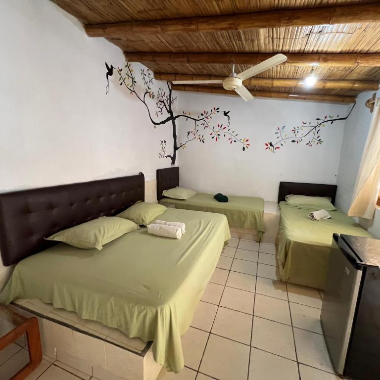 La Posada - Hostel - Habitación Cuádruple Económica - 4