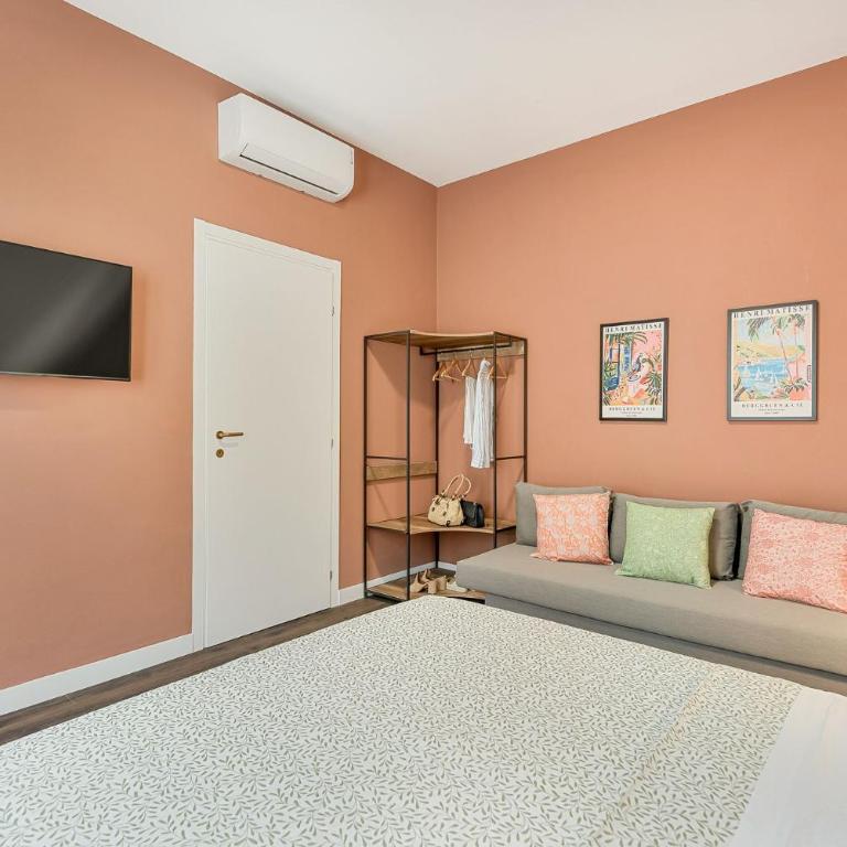 Cinque Terre The Abbey Apt - Two bathrooms - Three-Bedroom Apartment - 30