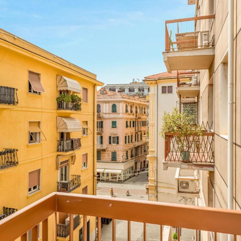 Cinque Terre The Abbey Apt - Two bathrooms - Three-Bedroom Apartment - 29