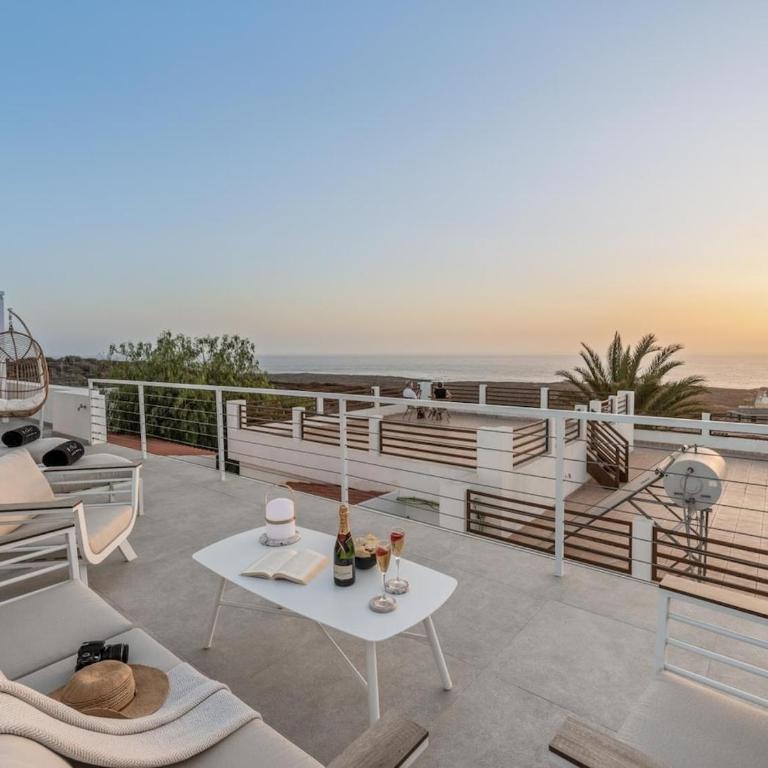 Villa Serena Find Luxury & Serenity in Tenerife - Three-Bedroom Villa - 7