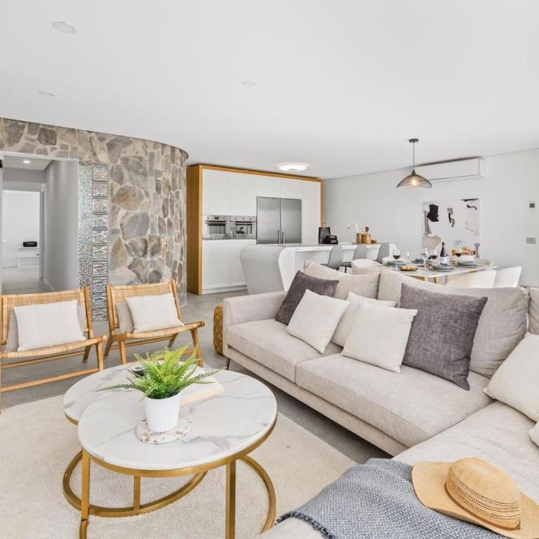 Villa Serena Find Luxury & Serenity in Tenerife - Three-Bedroom Villa - 10