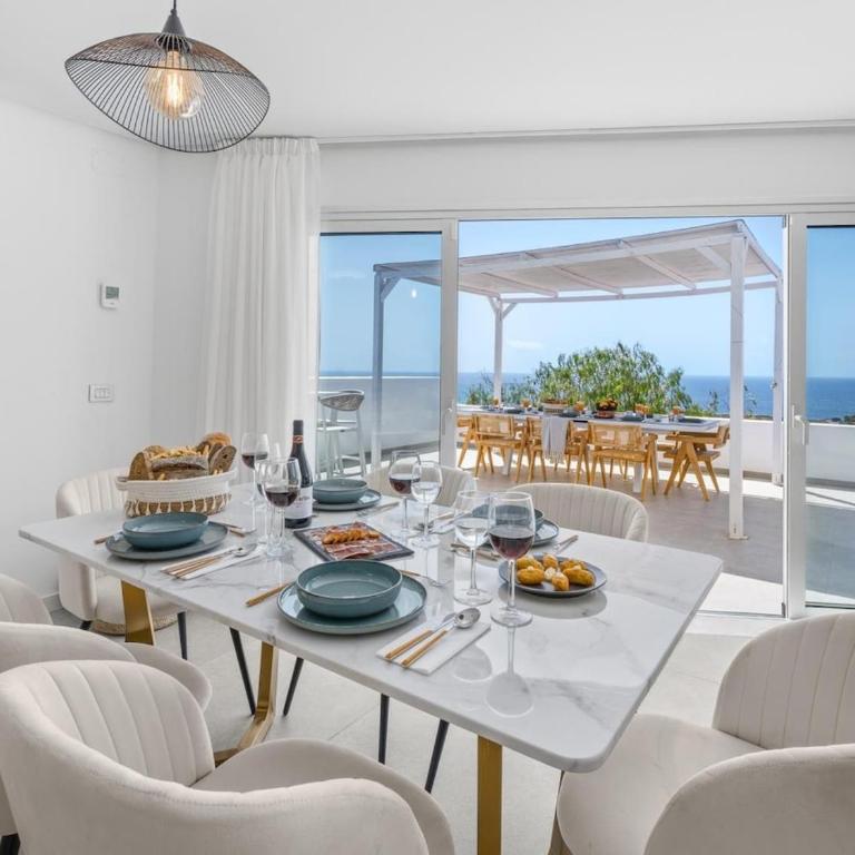 Villa Serena Find Luxury & Serenity in Tenerife - Three-Bedroom Villa - 16